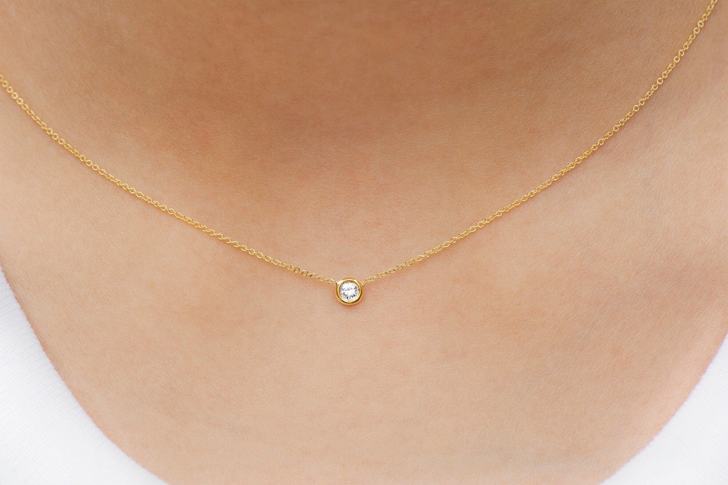 14k Gold Solitaire Diamond Necklace .10ct.