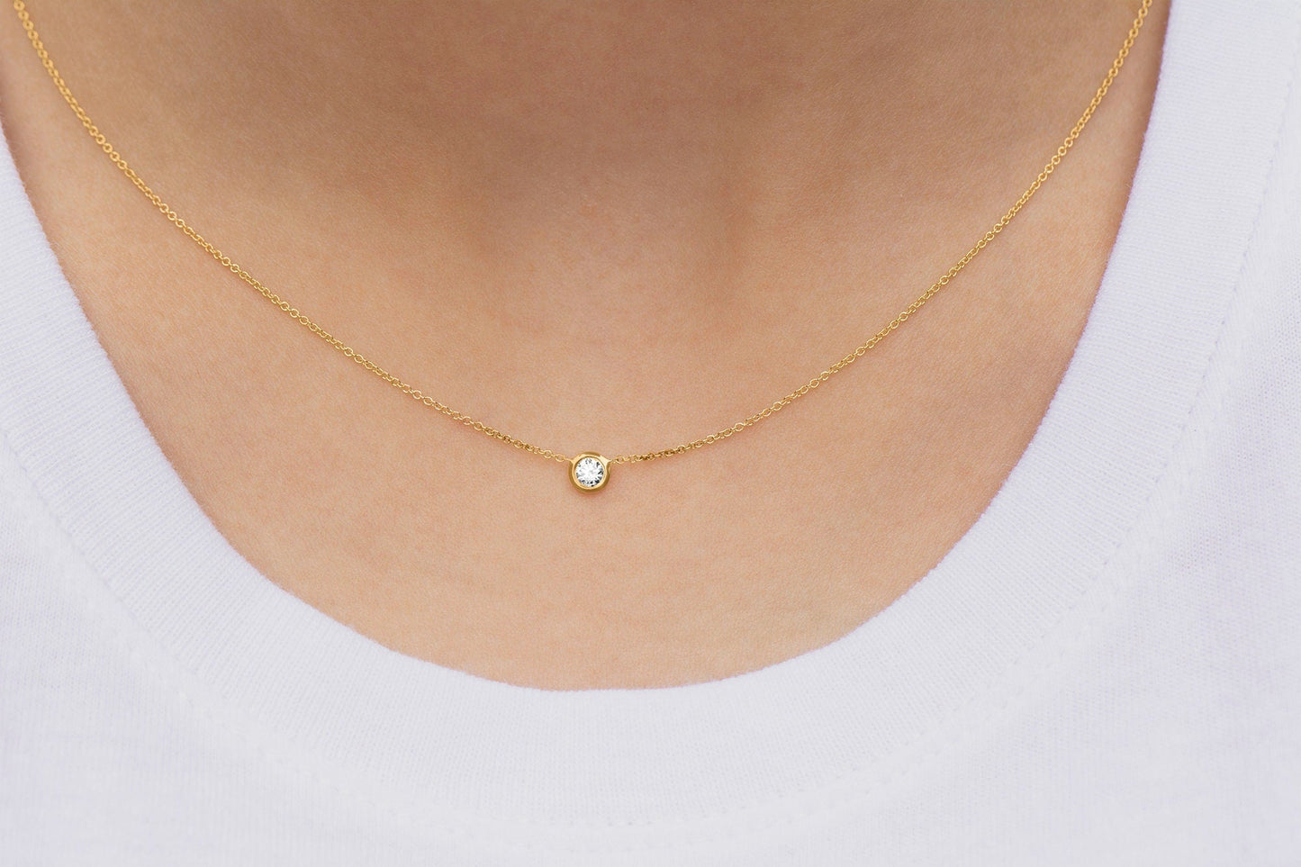 14k Gold Solitaire Diamond Necklace .10ct.