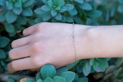 14k Gold Paperclip Chain Link Dangling Diamond Bezel Bracelet