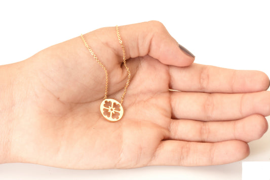 14k Gold Dainty Circle Necklace Four leaf Clover Pendant