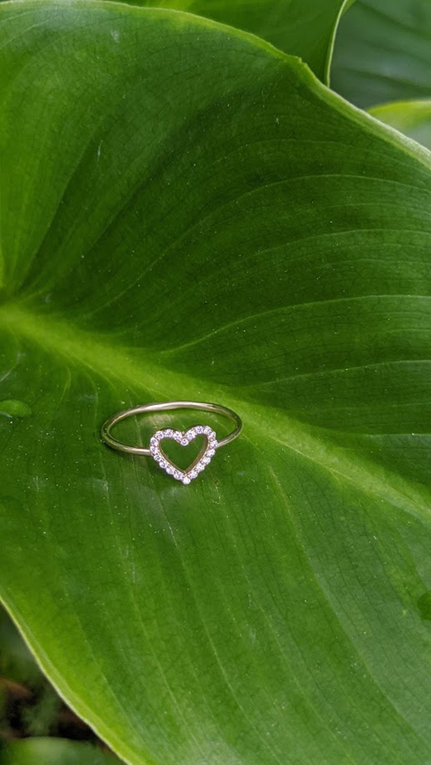 14k Gold Heart Shaped Diamond Ring