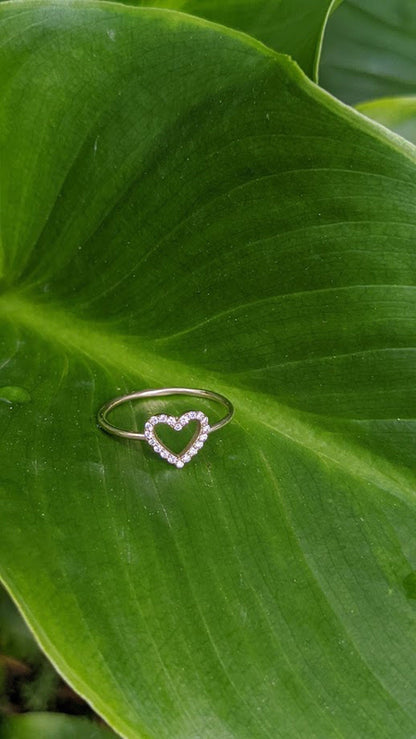 14k Gold Heart Shaped Diamond Ring