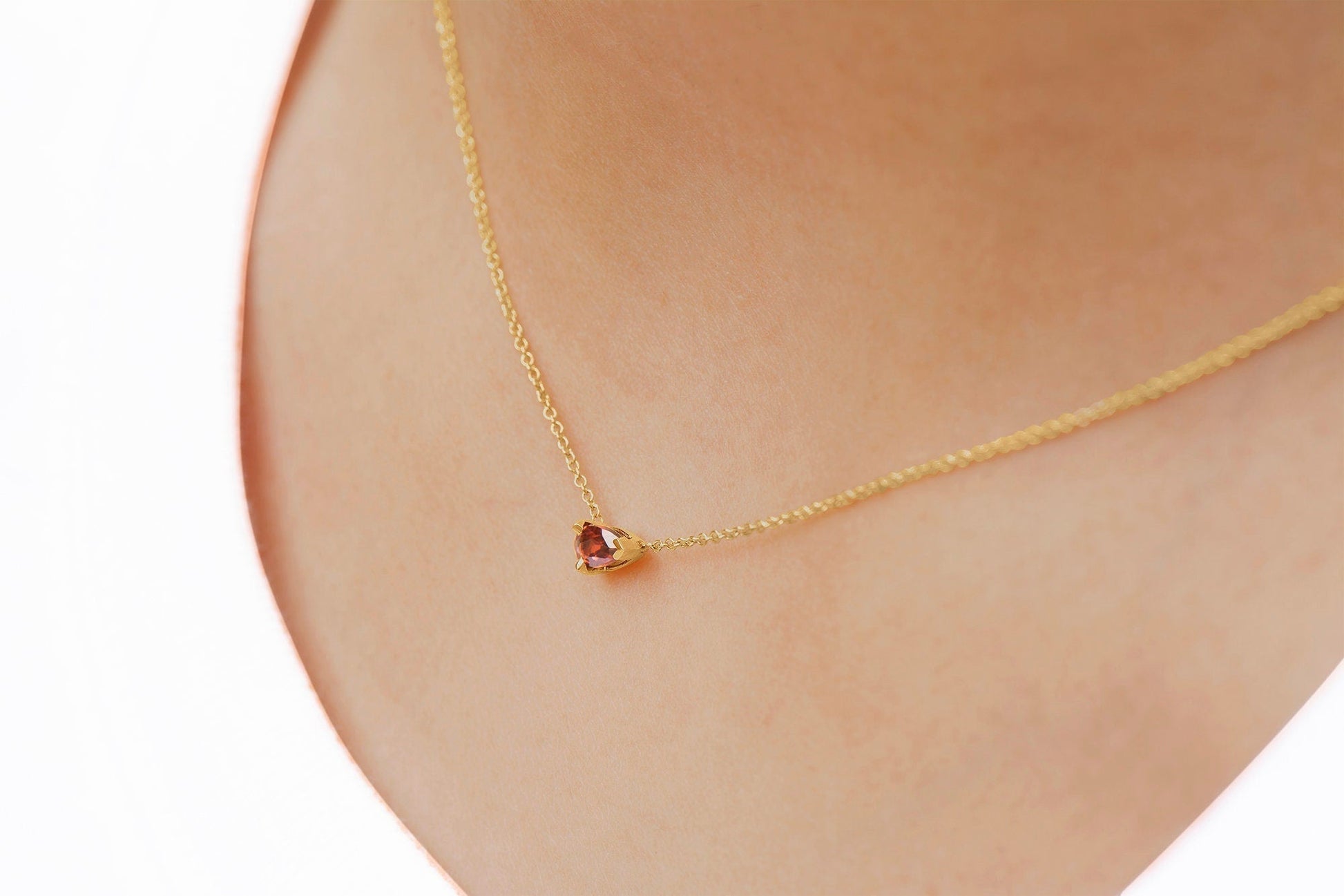 14k Gold Pear Shape Garnet Necklace