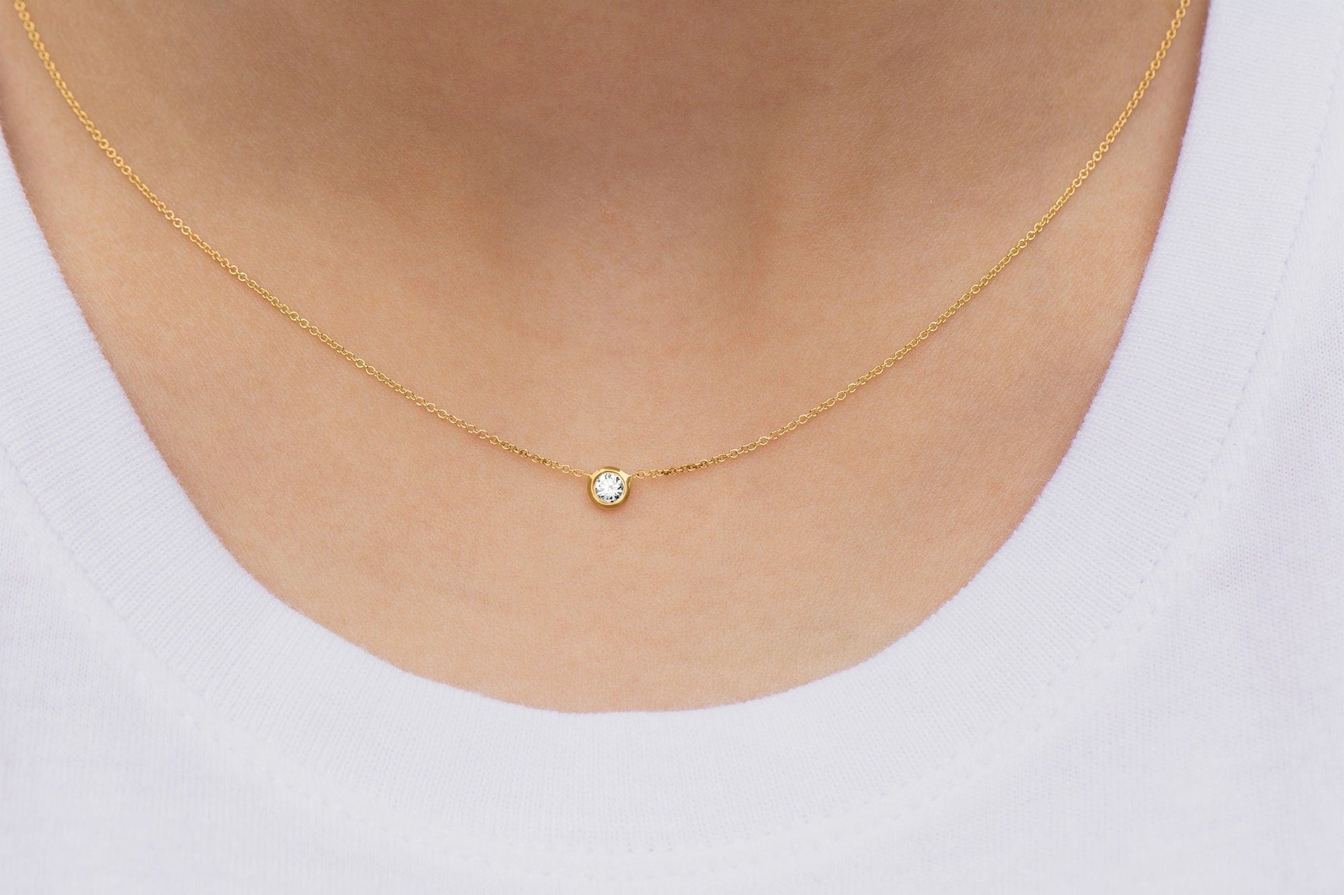 14k Gold Solitaire Diamond Necklace .10ct.