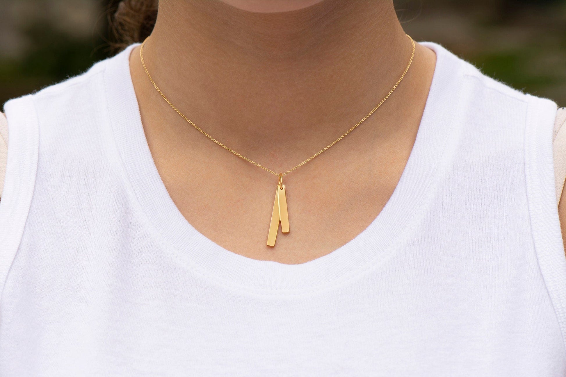 Double Bar Pendant Necklace